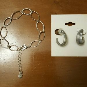 Earrings & Bracelet Set